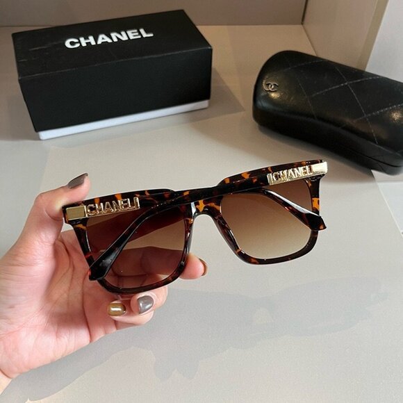 Chanel  Sunglasses main image 5